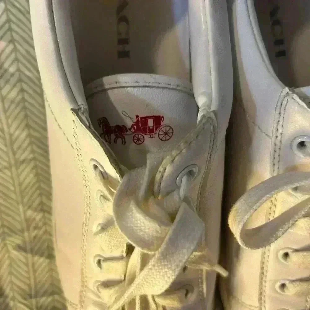 Coach‎ Porter White & Red Leather Sneakers, Size 10
